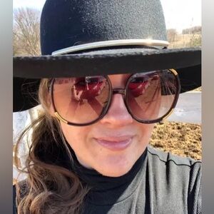 Meet your Posher, Aimee